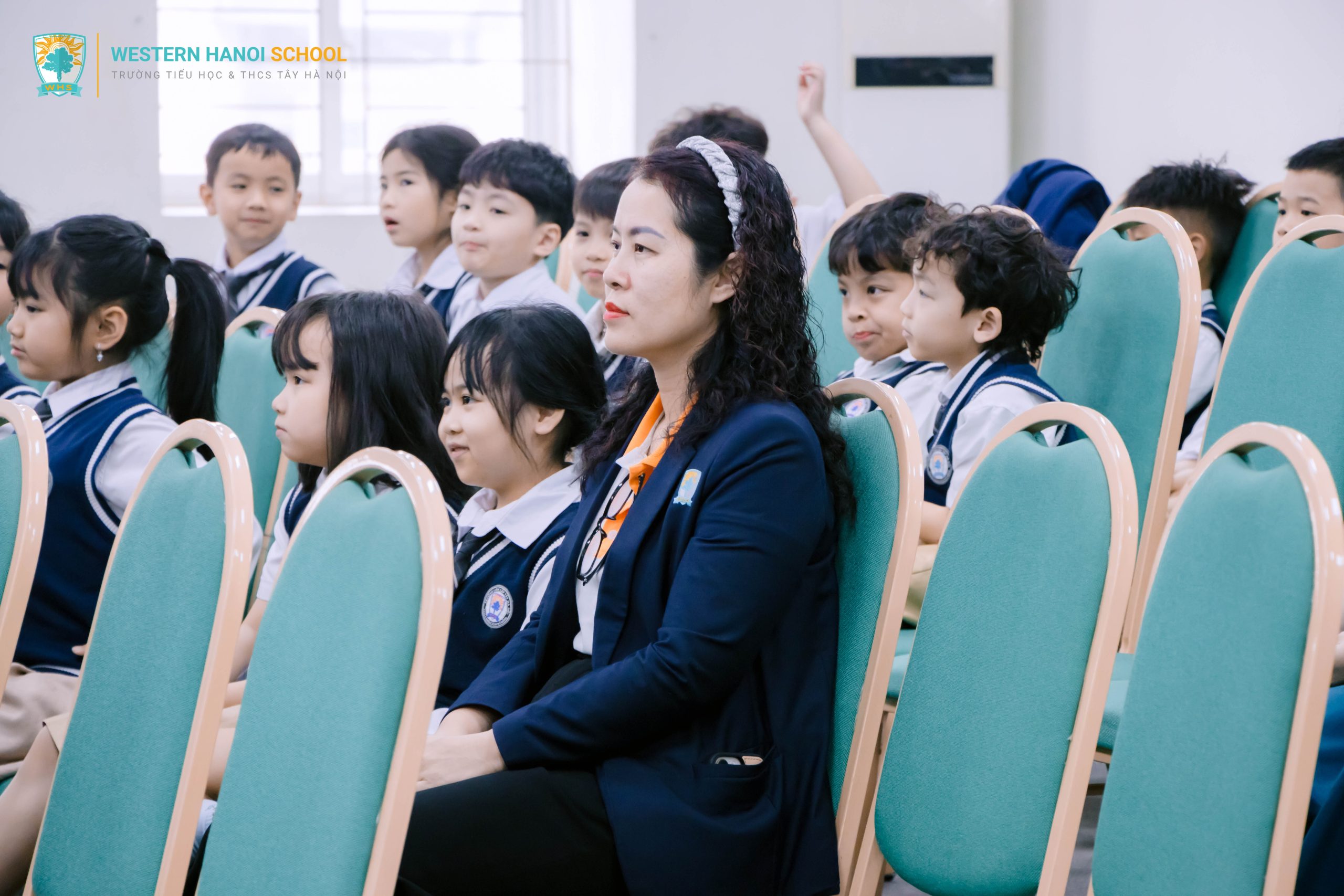 Lễ ký kết hợp tác giữa Viện Phát triển Giáo dục và Văn hoá Việt Nam và Trường Tiểu học & THCS Tây Hà Nội